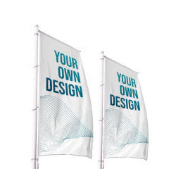 Salg av vertikale reklameflagg for utend&oslash;rs bruk